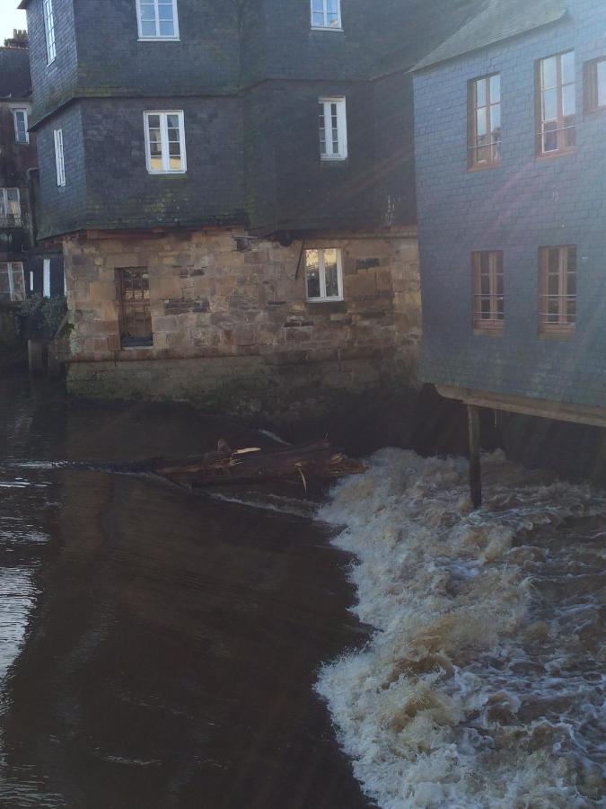 Ferienwohnung Nuit Sur Le Pont 5 Landerneau Exterior foto